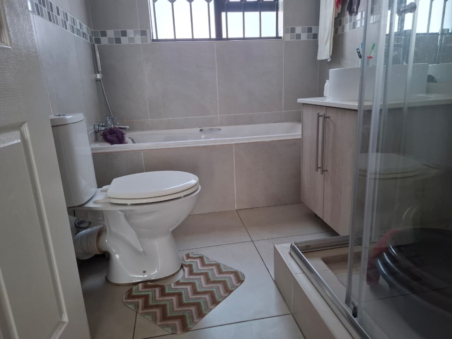 3 Bedroom Property for Sale in Bloemspruit Free State